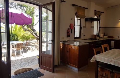 Murta Apartment | Monte-Bougainvillea Holiday Apartments in central Algarve -CRAVOS-