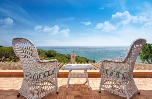 Ferragudo Villa | Monte da Bela Vista by SAPvillas