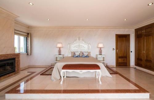 Ferragudo Villa | Monte da Bela Vista 'Paradise' by SAPvillas