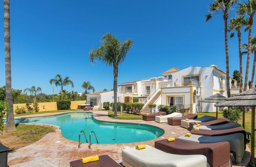 Albufeira Villa | Monte Da Poupa - 7 bedroom villa - Sleeps 14