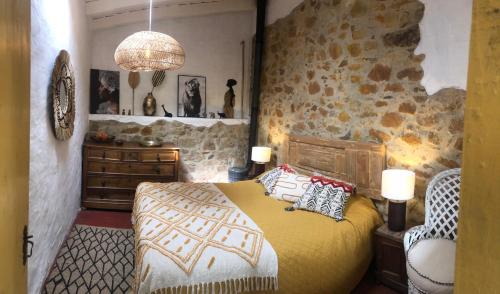 Macao House | Monte Emitaj