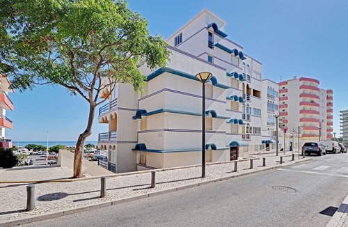 Vila Real Santo Antonio Apartment | Monte Gordo Beachview 2 by Homing