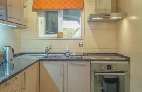 Funchal Apartment | Monte Violeta Apt in Lagos