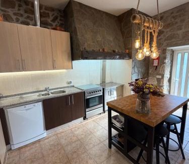Resende House | Montes & Serranas