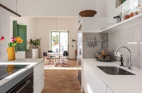 Sao Bartolomeu de Messines Villa | Moradia Zabel - Six Bedroom Villa, Sleeps 12