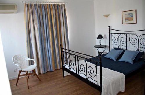 Quarteira House | Moradia com piscina privada para Férias em Quarteira Algarve