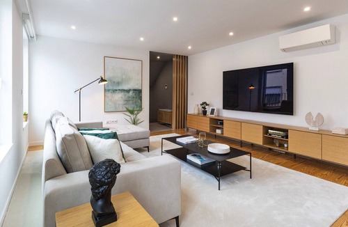 Santa Marinha Apartment | Morro Premium Apartment w/Free Parking