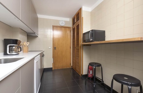 Paranhos Apartment | MQ2 in Oporto With 3 Bedrooms and 2 Bathrooms