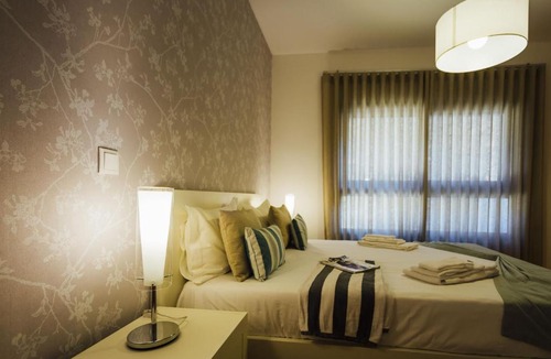 Nazare Apartment | Muralha - By SCH