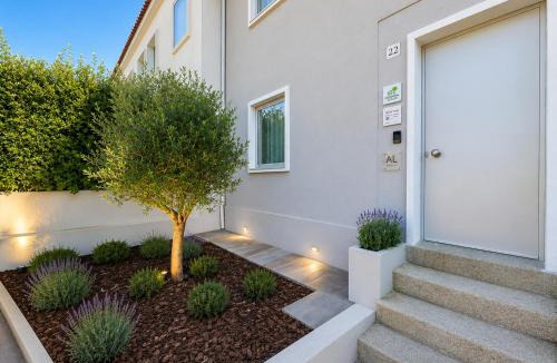 Vilarinha House | MyStay Porto Urban Park