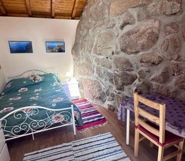 Sande House | Nascente- Nature House in the Douro Valley