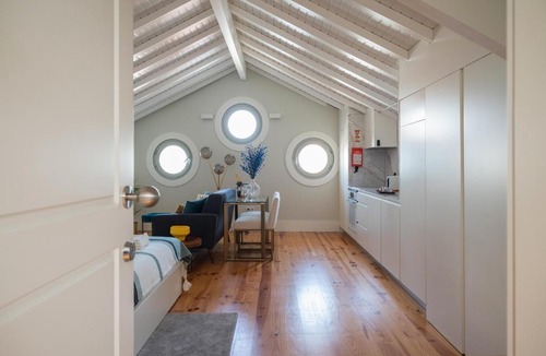 Campanha Apartment | Nautical Luxury Loft
