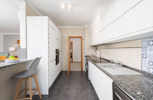 Meia Praia Apartment | Near beach &amp marina [106]