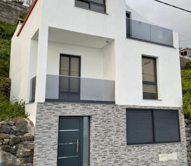 Campanario House | Neves GuestLoft