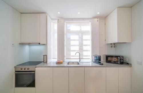 Guimaraes Apartment | NEW! 75 m2 apartment completely renovated (B)