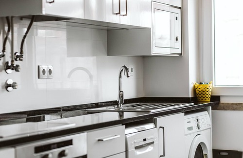 Santo Amaro Apartment | NEW! Belém Riverside: Fully Renovated 2-Bedroom Apartment
