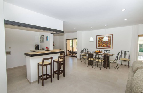Ameijeira Apartment | Nice apartment with a sea view from the terrace - communal pool 100m away