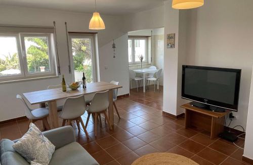 Sao Bernardino Apartment | Nice Beach Apartment with Sea View Terrace