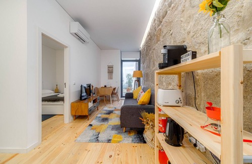 Bonfim Apartment | Nomad's Netto & Subway - Lovely Terrace