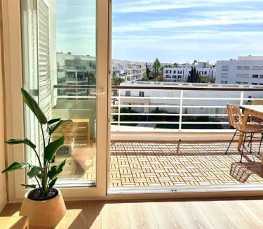 Telheiro Apartment | Novo! Lagos Marina New Penthouse with pool & view
