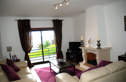 Sao Martinho do Porto Apartment | Ocean - Duplex apartment 65m from the beach with pool and parking