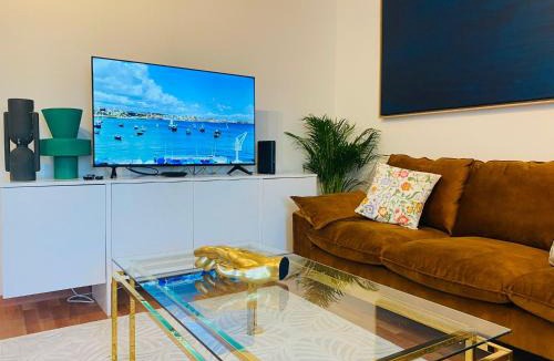 Caxias Apartment | Ocean Gate Palace