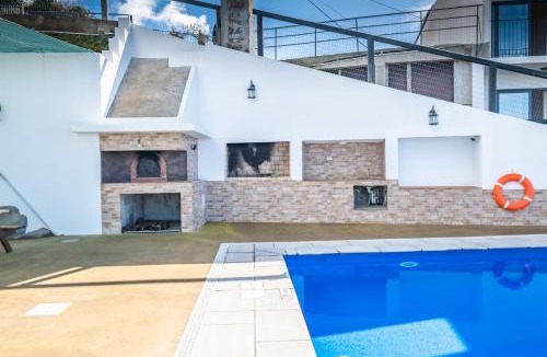 Faja da Ovelha Apartment | Ocean Panorama Apartments by Homie