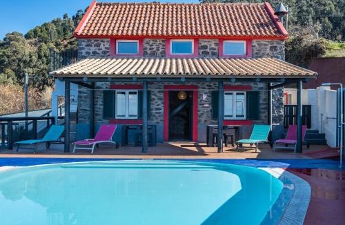 Faja da Ovelha House | Ocean Panorama House by Homie