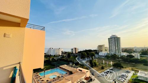 Praia da Rocha Apartment | Ocean Terrace - Moderno - Vista Mar - Pool Resort
