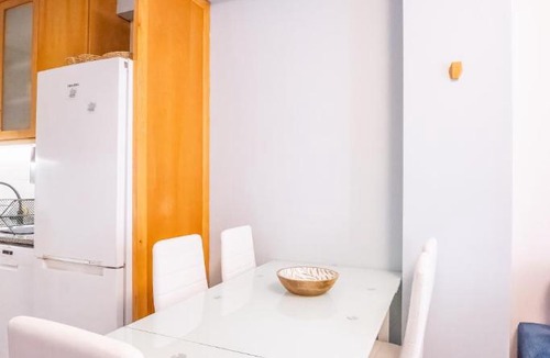 Leixões Apartment | OceanLeaf - EcoHost - Quiet apartment with balcony, near Beach and Metro 6px