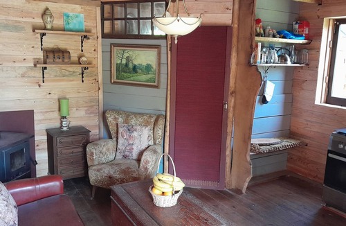 Moitas Cabin | Off-grid, romantic wooden cabin with library and cottage gardens