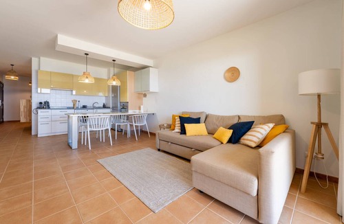 Campo de Baixo Apartment | Ohana Casa de Praia by YOUR KEY