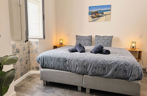 Calicos Other | Old Fisherman's Corner 14: A 2-minute walk from the old town and the beach