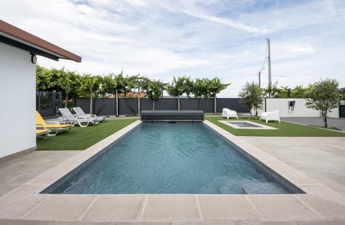 Vale de Cambra Apartment | Olive Studios