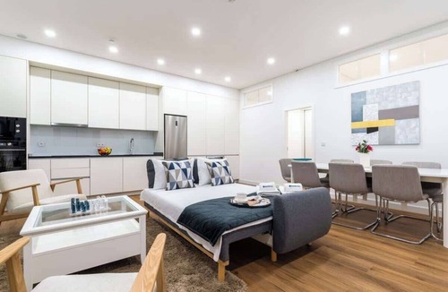 Bonfim Apartment | Open-Plan Apartment in Downtown Porto by HostWise