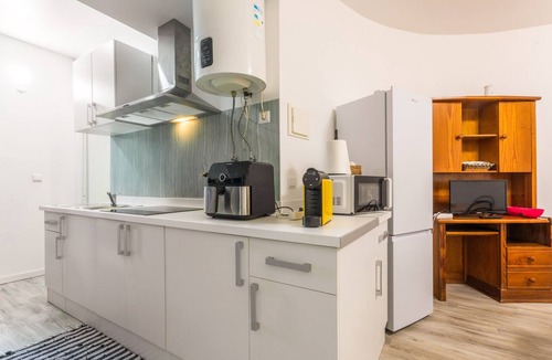 Mafra Villa | Open-space Hostel for Groups – Near Ericeira and Mafra