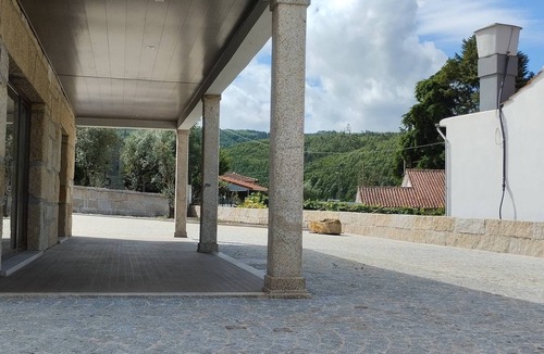 Vouzela Villa | Orchard House - 5 bedroom and Pateo