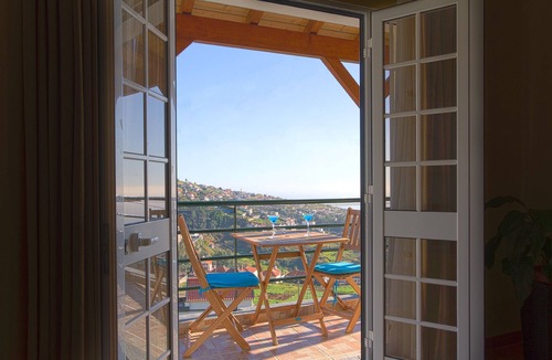 Lombo do Doutor Cottage | Orchid Typical Madeira House