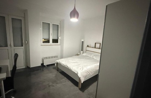 Ovoa House | Os Lopes Alojamento Local