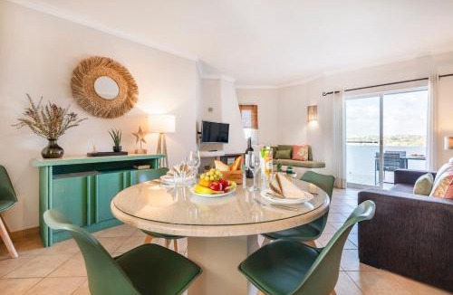 Alpouvar Apartment | Our House in Clube Albufeira