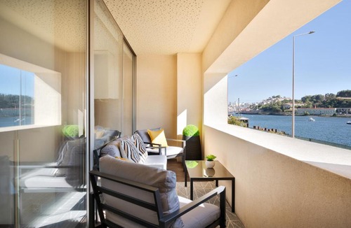 Lordelo do Ouro e Massarelos Apartment | Ouro Views to Douro River