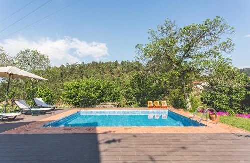 Castelo de Paiva Hostel | Out of Town