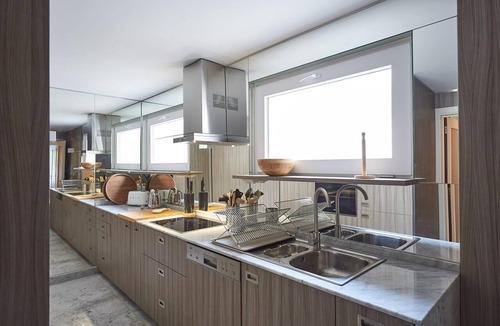 Cascais Apartment | Oxford Park II with pool by Portugal Portfolio