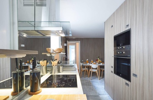 Cascais Apartment | Oxford Park II with pool by Portugal Portfolio