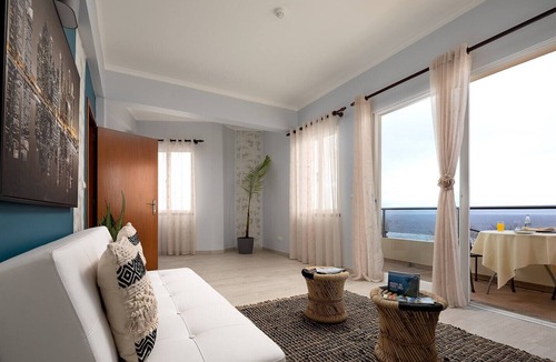 Porto Moniz Bed & Breakfast | Pérola Views Inn 105 by Madeira Sun Travel