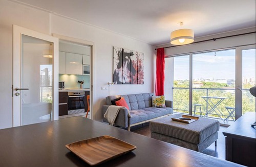 Parque das Nacoes Apartment | Parque das Nações 1BR with Pool by LovelyStay
