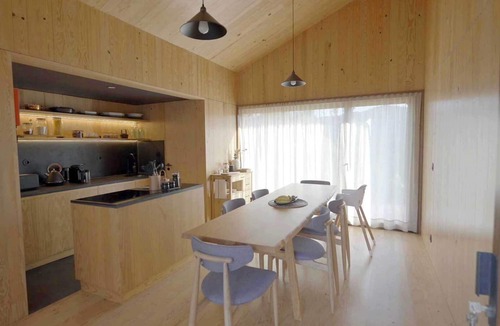 Aguiar de Sousa Ski Chalet | Peaceful Chalet Suite in the Heart of Porto Hills!