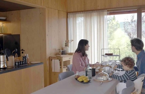 Aguiar de Sousa Ski Chalet | Peaceful Chalet Suite in the Heart of Porto Hills!
