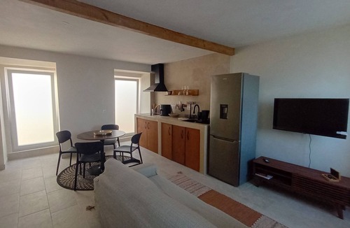 Trafaria Apartment | Peaceful Studio Near Lisbon & Sea