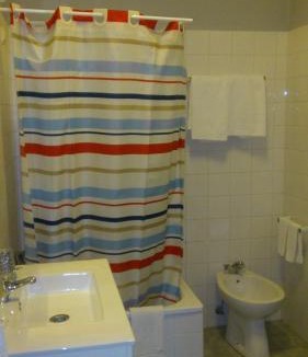 Sacramento House | Pensao Estacao Central